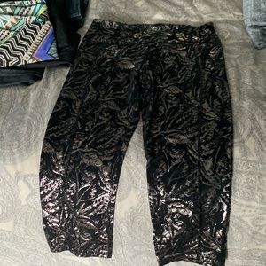 Betsy Johnson leggings